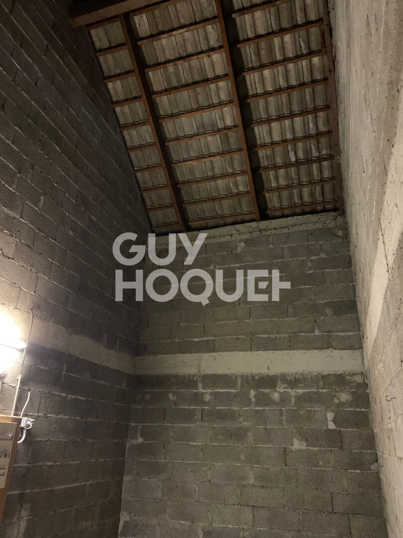 Maison avec beau potentiel à exploiter