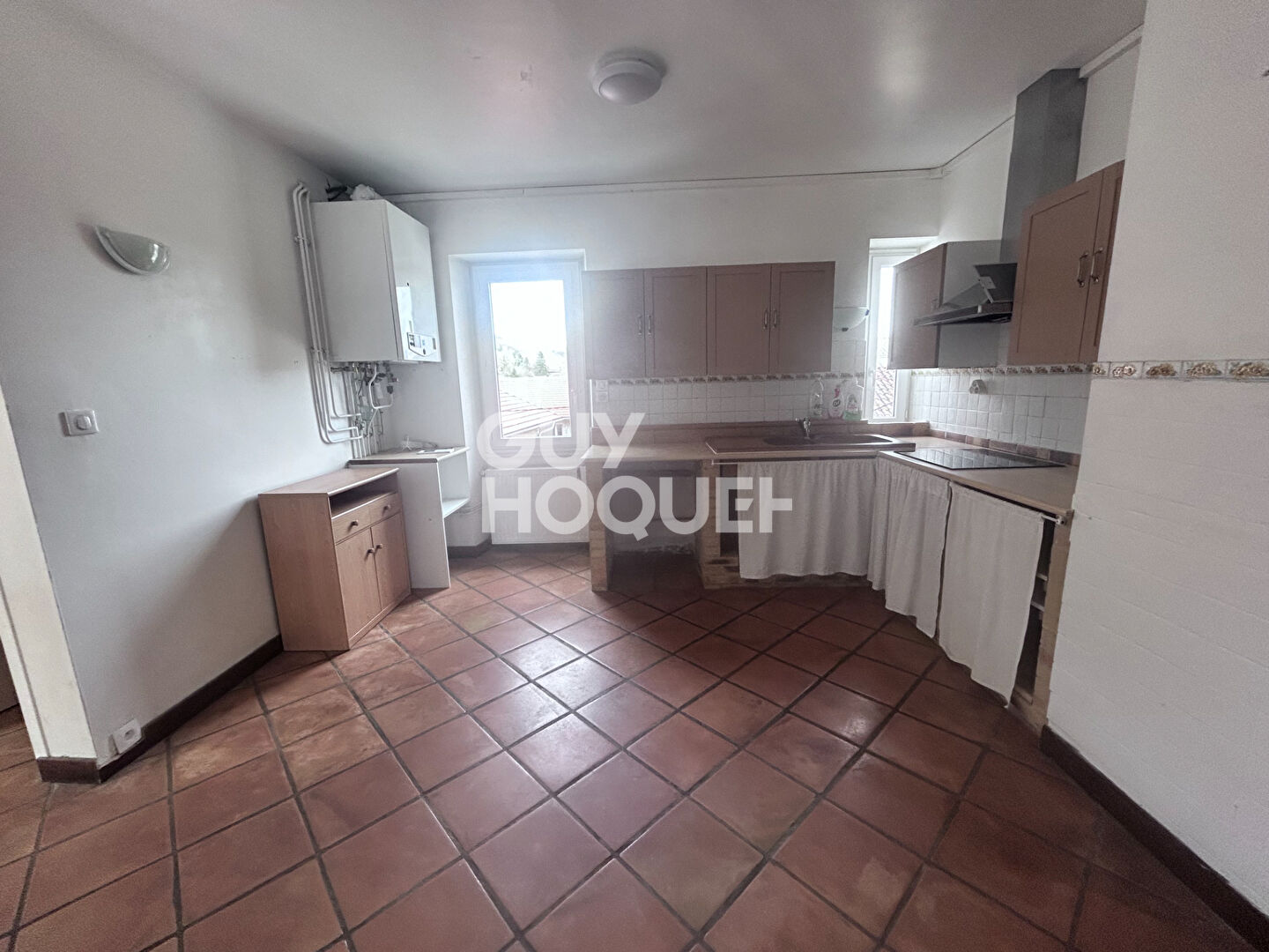 APPARTEMENT T5 DE 143 M² HAB A BARRAUX