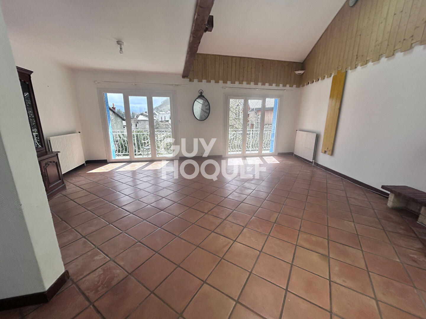 APPARTEMENT T5 DE 143 M² HAB A BARRAUX