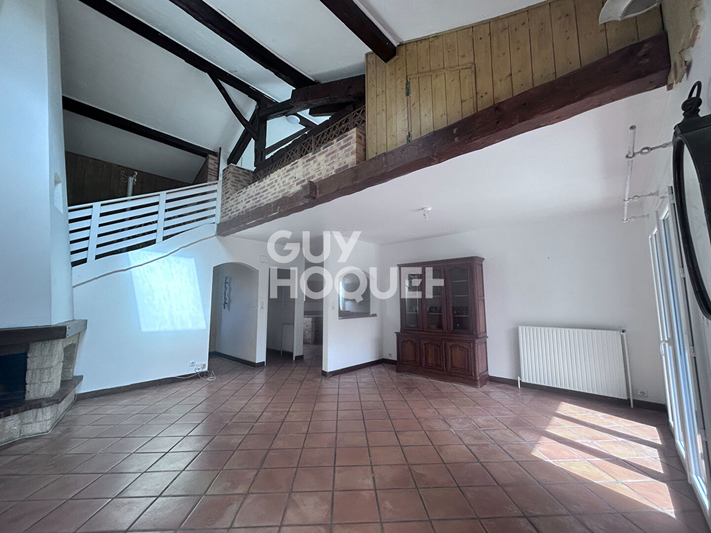 APPARTEMENT T5 DE 143 M² HAB A BARRAUX