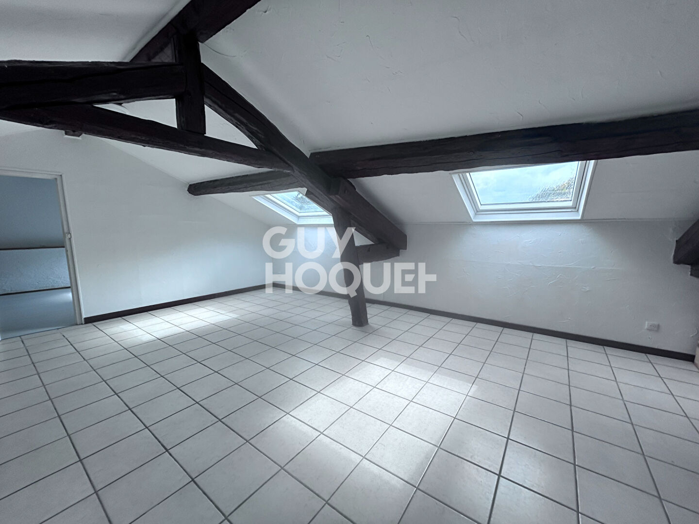 APPARTEMENT T5 DE 143 M² HAB A BARRAUX