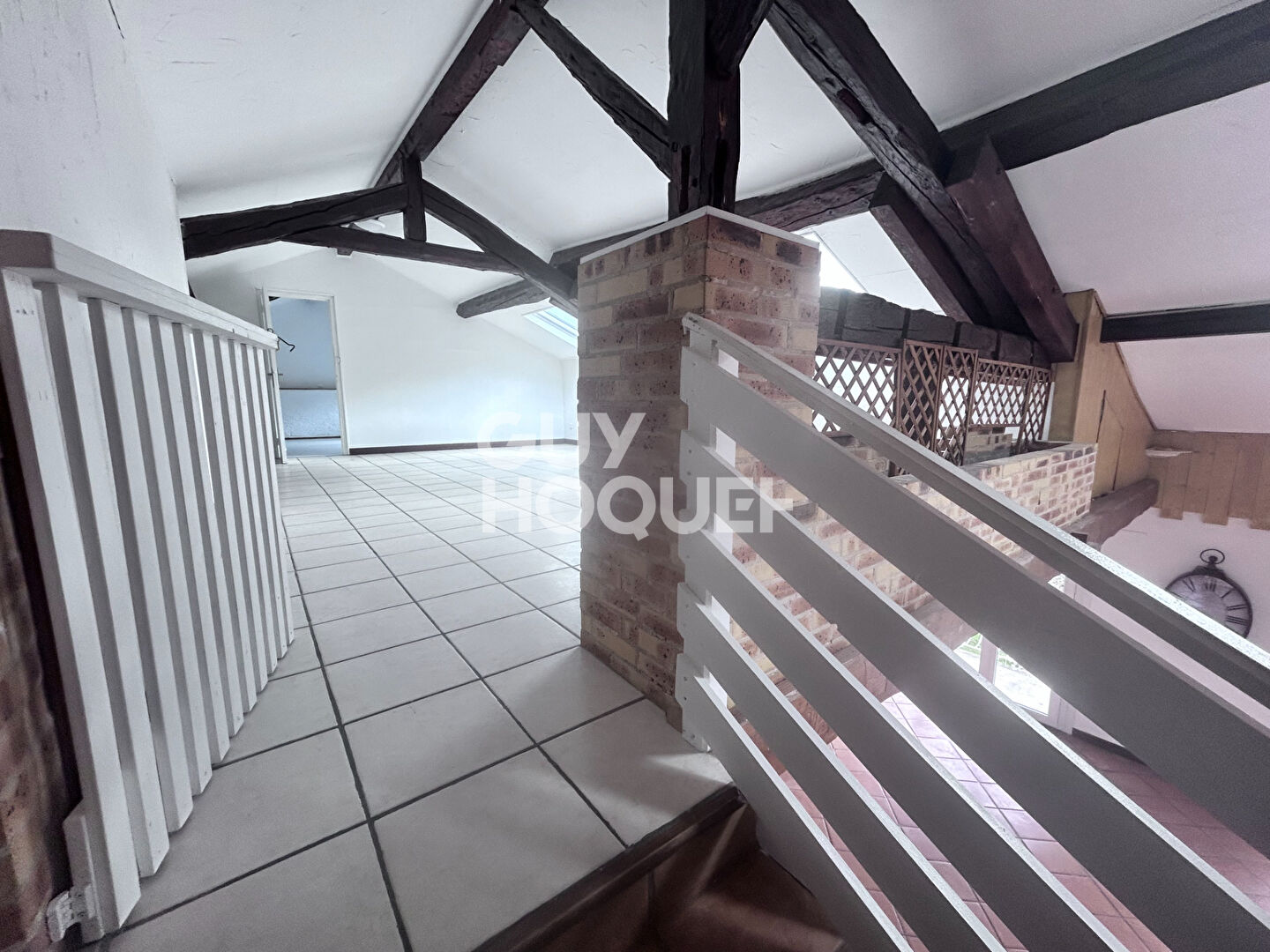 APPARTEMENT T5 DE 143 M² HAB A BARRAUX