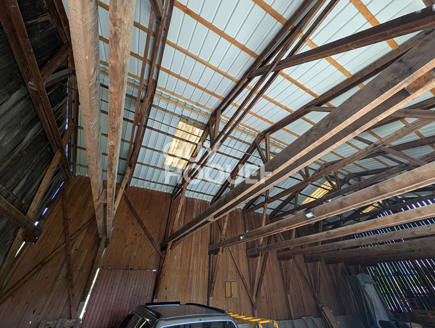 Hangar à vendre à La Buissière