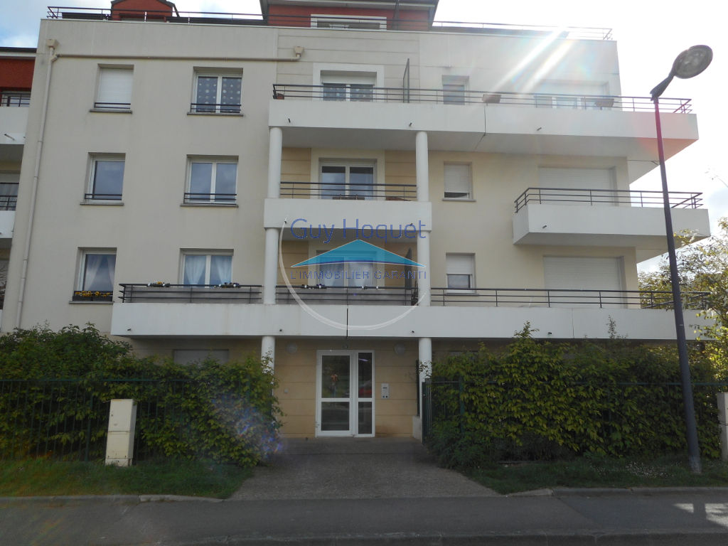 Appartement Val De Reuil 1 pièce(s)