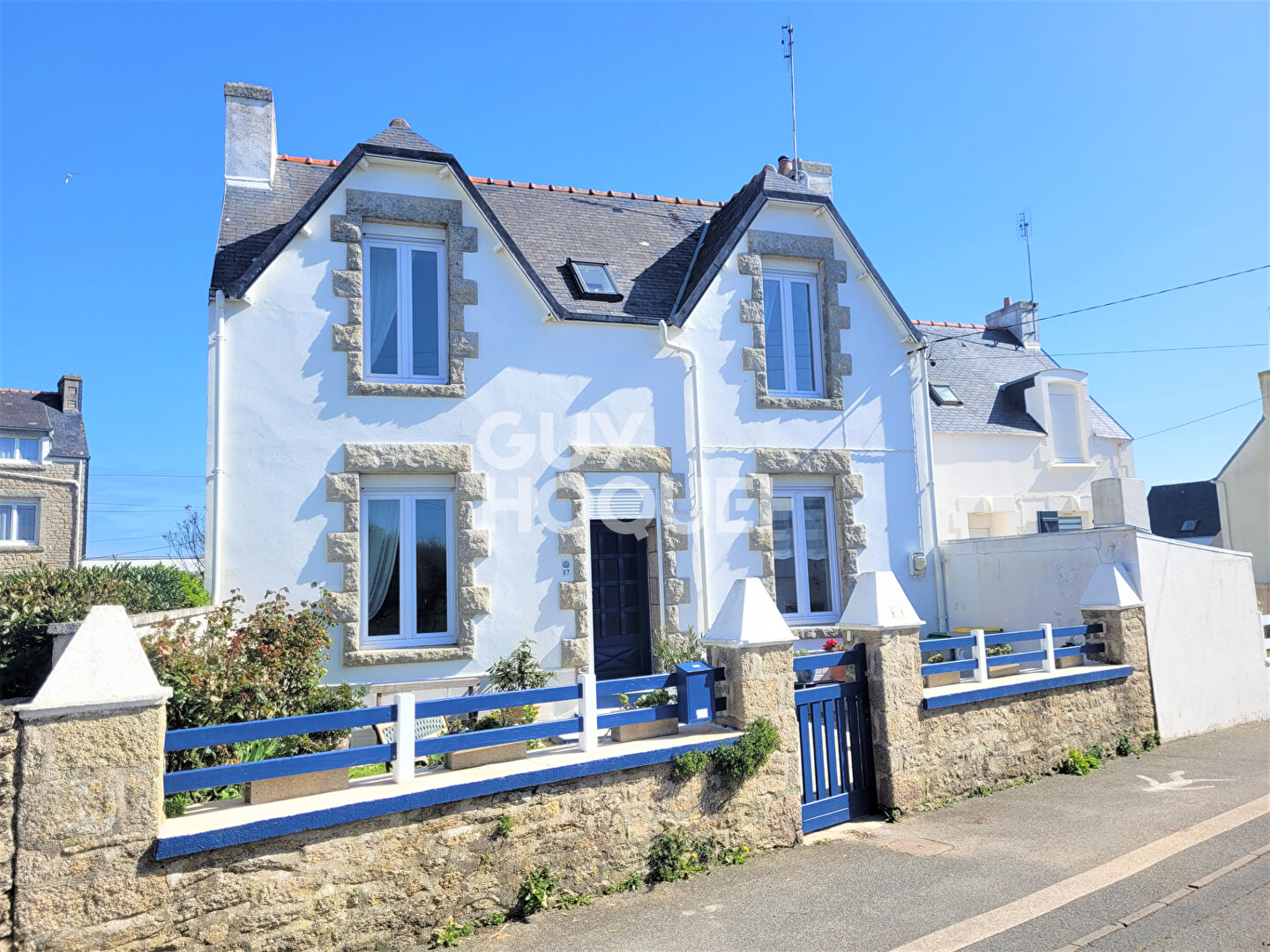 Vente : maison T4 (94 m²) à TREFFIAGAT