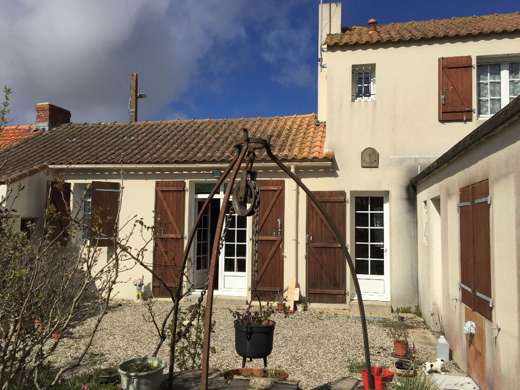 À vendre, maison d'une surface habitable de 75,84 m², 4 pièces à LA BERNERIE EN RETZ (44760).