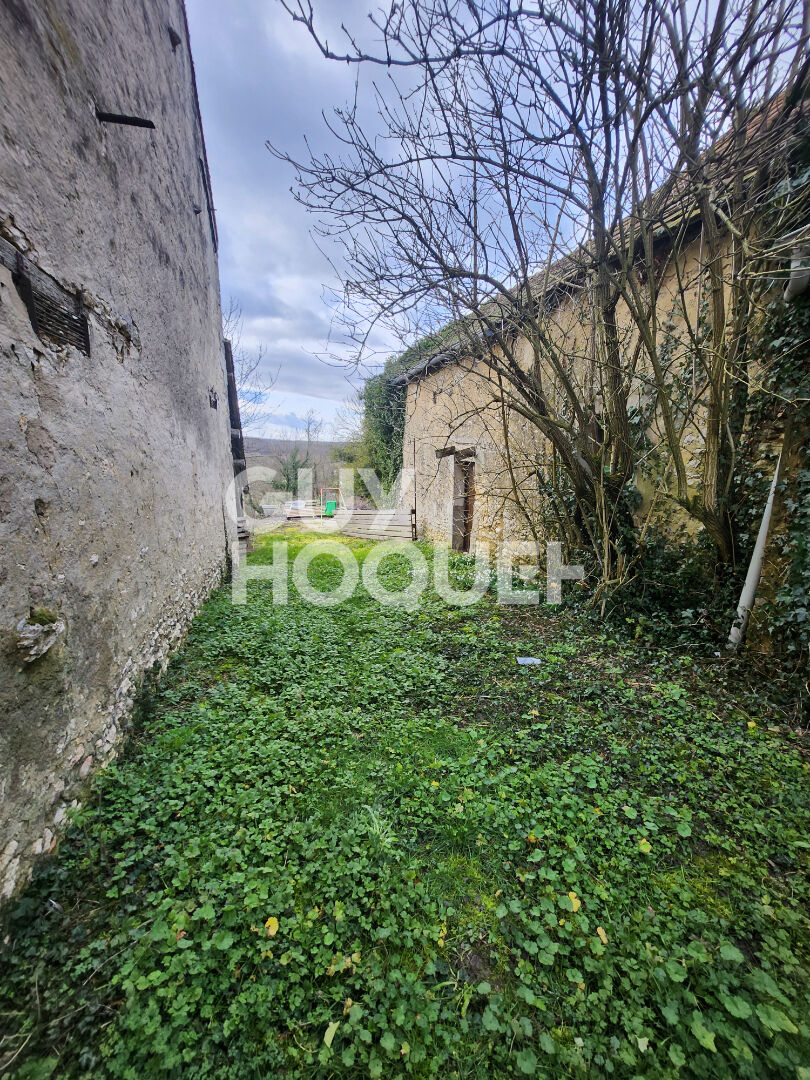 Maison à vendre à Saint Loup de Naud - Référence 2851