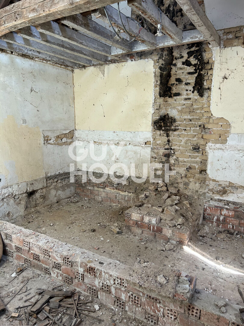 MAISON EN PIERRE AVEC GRANGE INDEPENDANTE