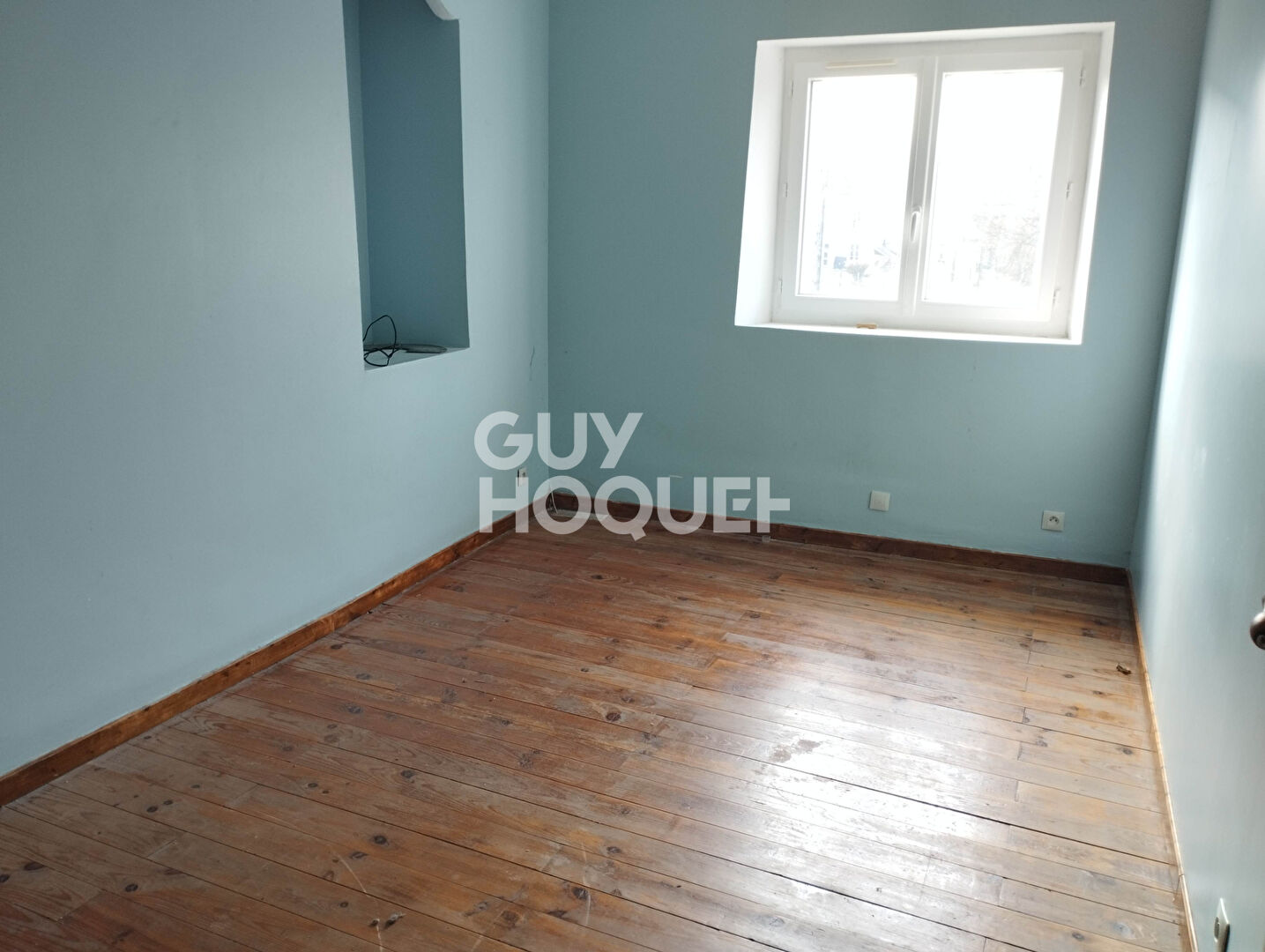 Maison à vendre à Chalmaison - 6 pièces, 4 chambres, bon état