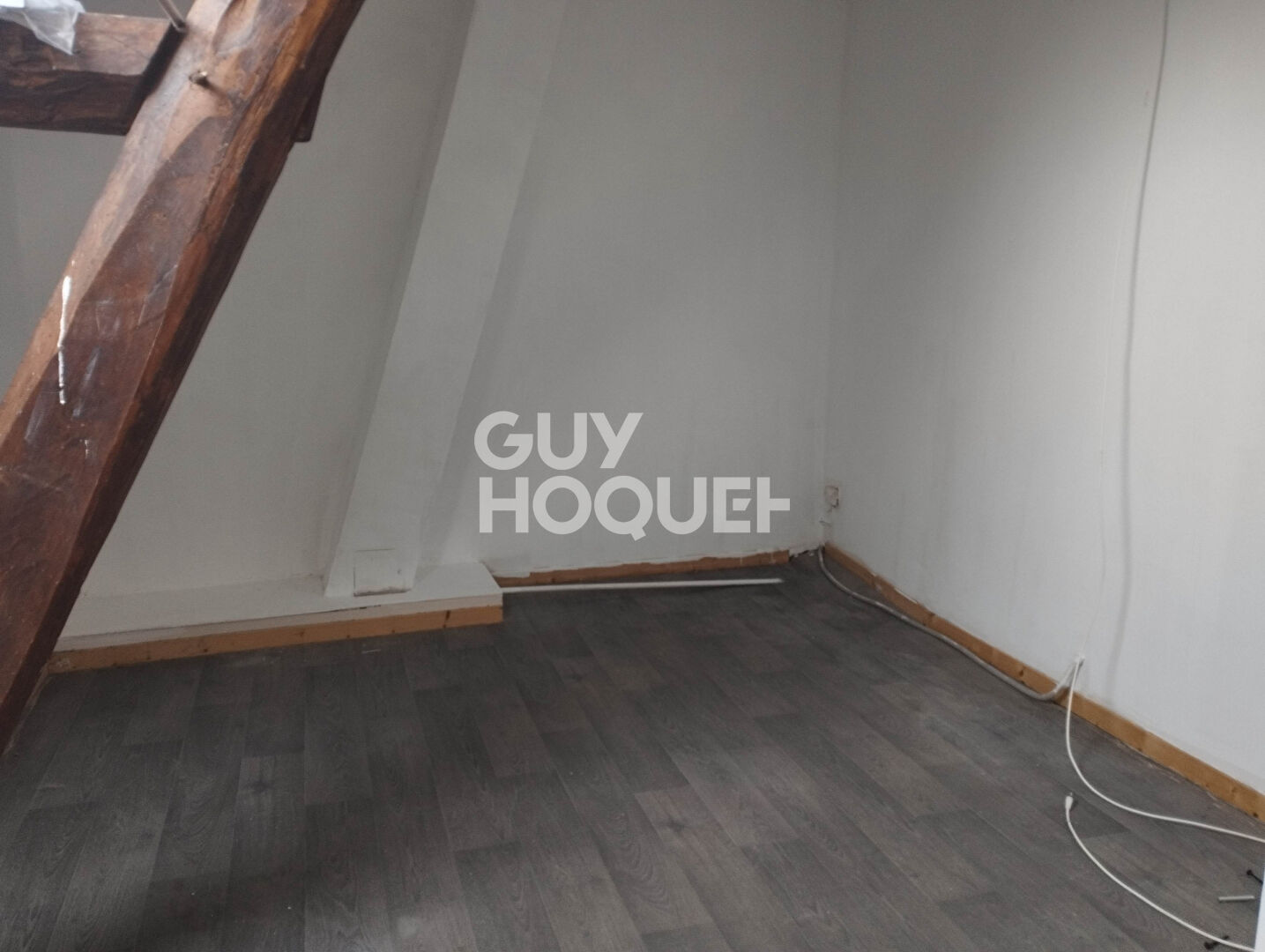 Maison à vendre à Chalmaison - 6 pièces, 4 chambres, bon état