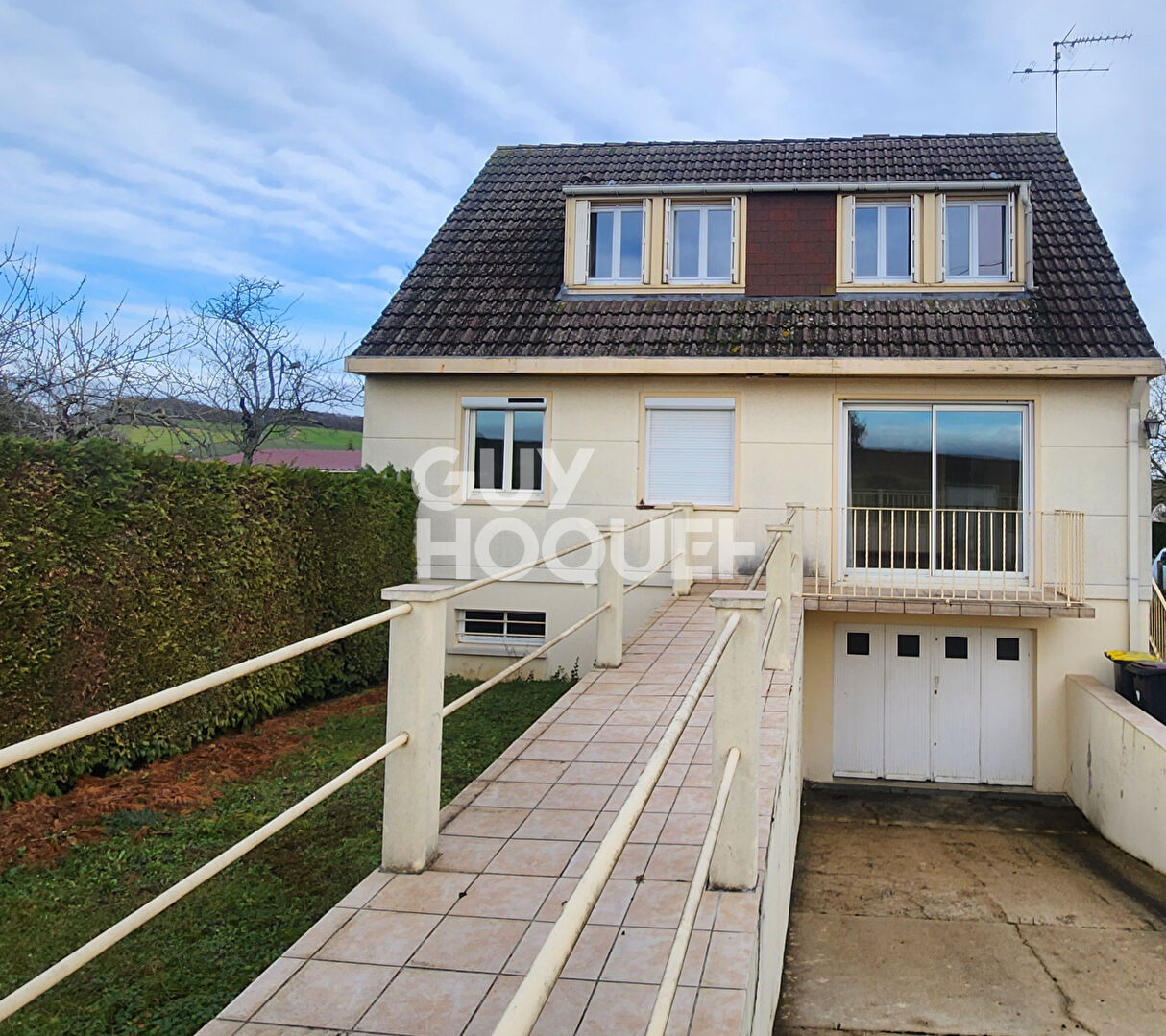 Maison à vendre à Gouaix - 5 pièces avec grand terrain