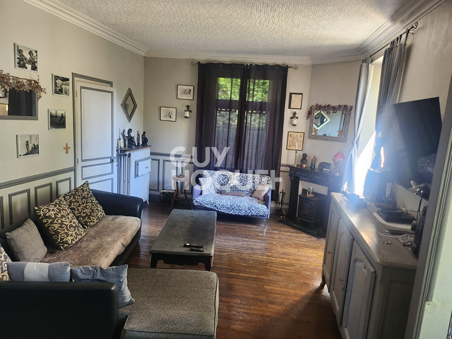 Maison de Maître à Vendre à Gouaix - Charme et tranquillité