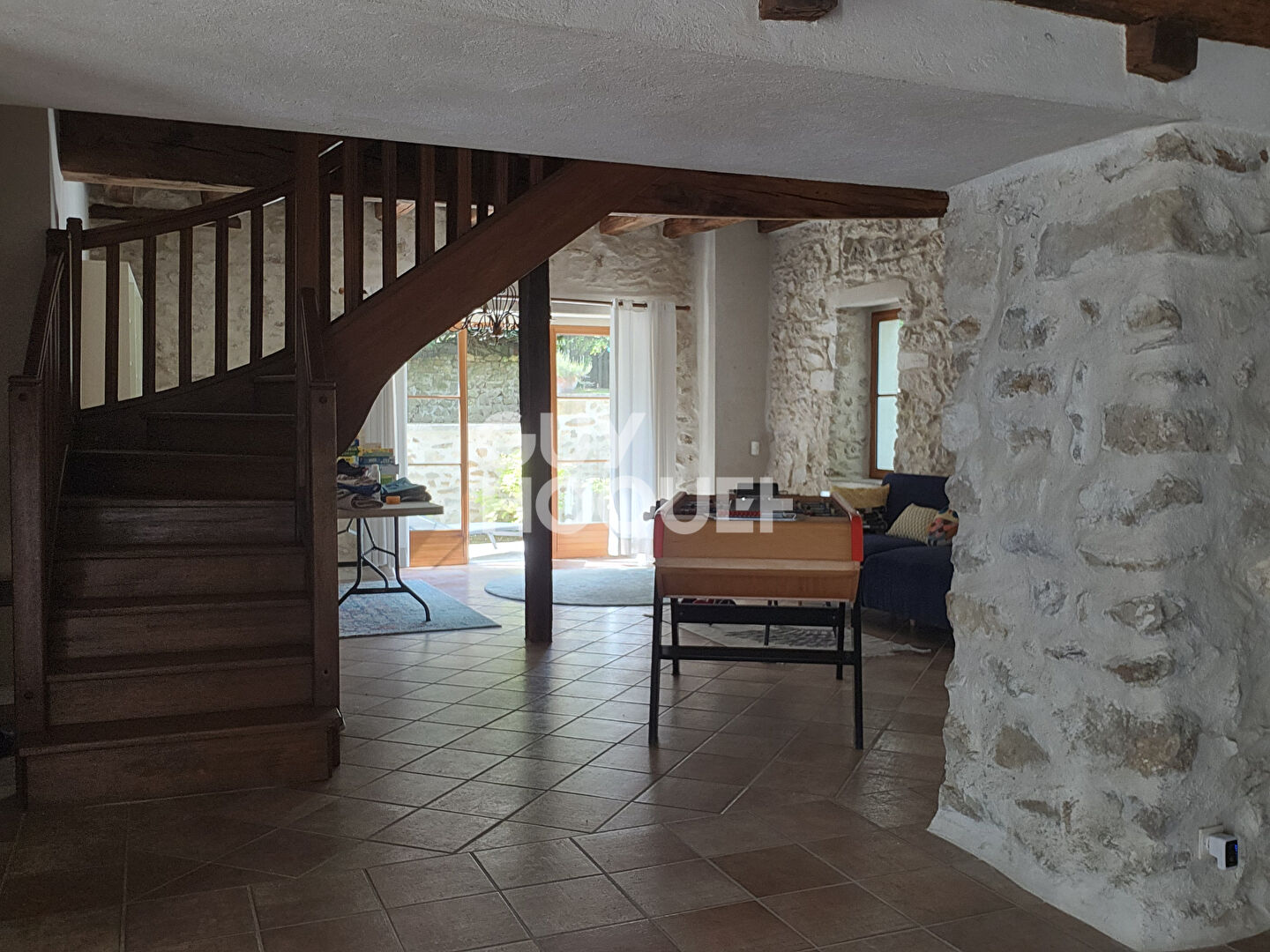 Magnifique maison  au Coeur d'un  village calme proche Provins