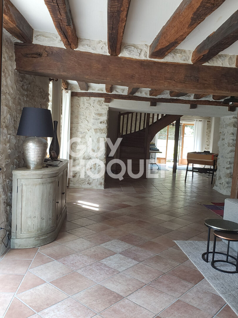 Magnifique maison  au Coeur d'un  village calme proche Provins