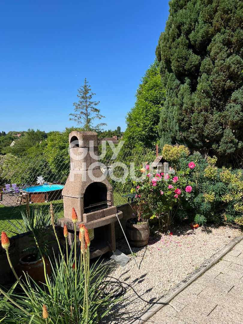 Maison à vendre à Donnemarie Dontilly - 4 chambres, jardin