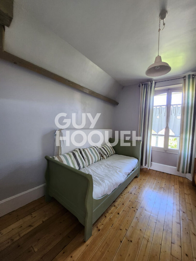Maison spacieuse de 7 pièces à vendre à Longueville - gare à pied - ligne P - Réf. 2983