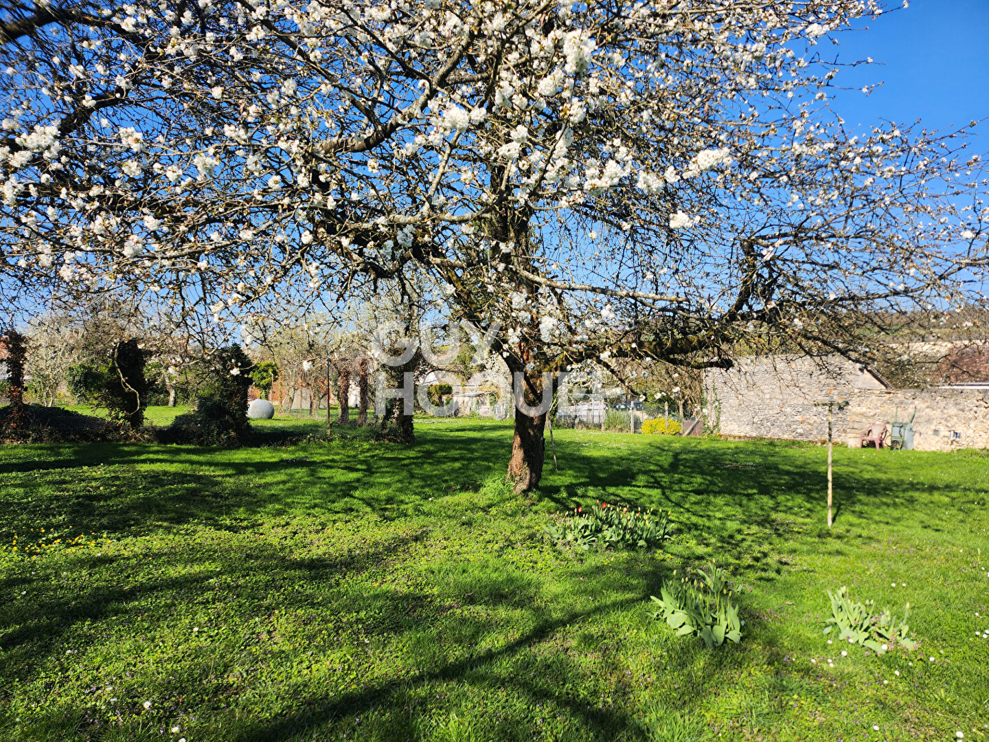 Maison spacieuse à vendre à Gouaix - 5 chambres, grand terrain !