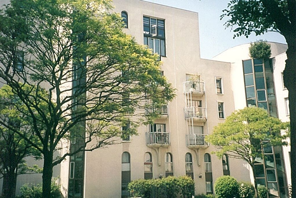 PUTEAUX - LIMITE SURESNES
