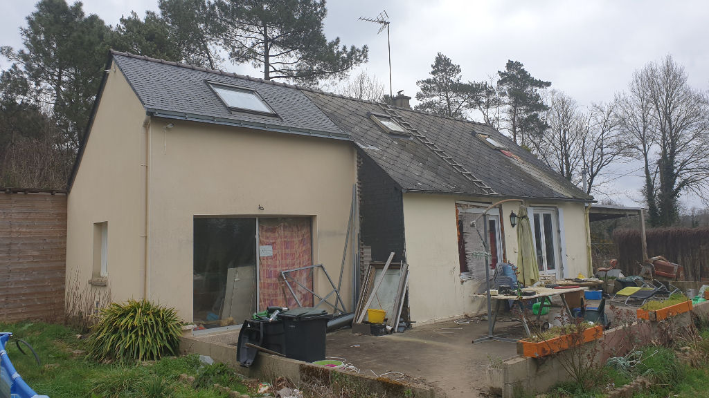 À vendre, maison à rénover sur QUESTEMBERT (56230).
