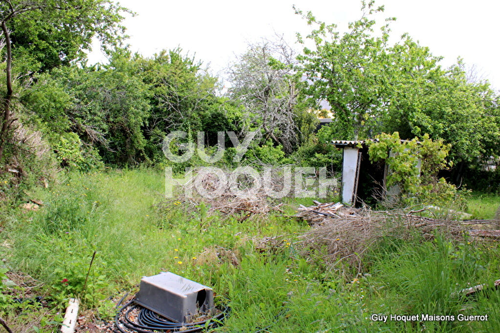 Terrain de 685 m² sur Plonéour-Lanvern