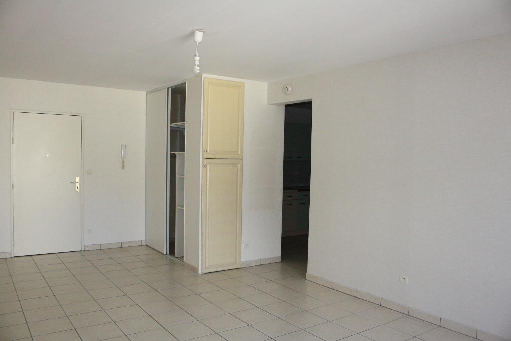Auneau proche centre-ville - Appartement 3 pièces