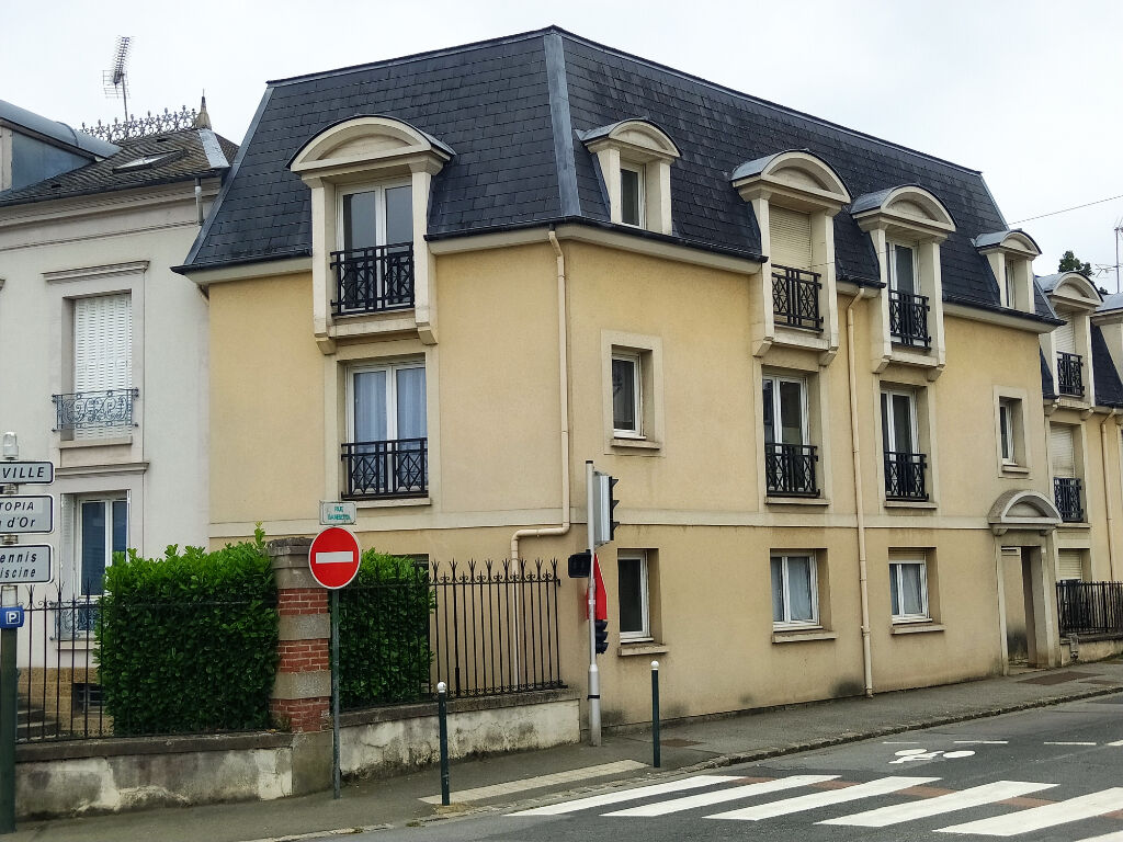 Location appartement 2 pièces  Rambouillet  Ref. 1799