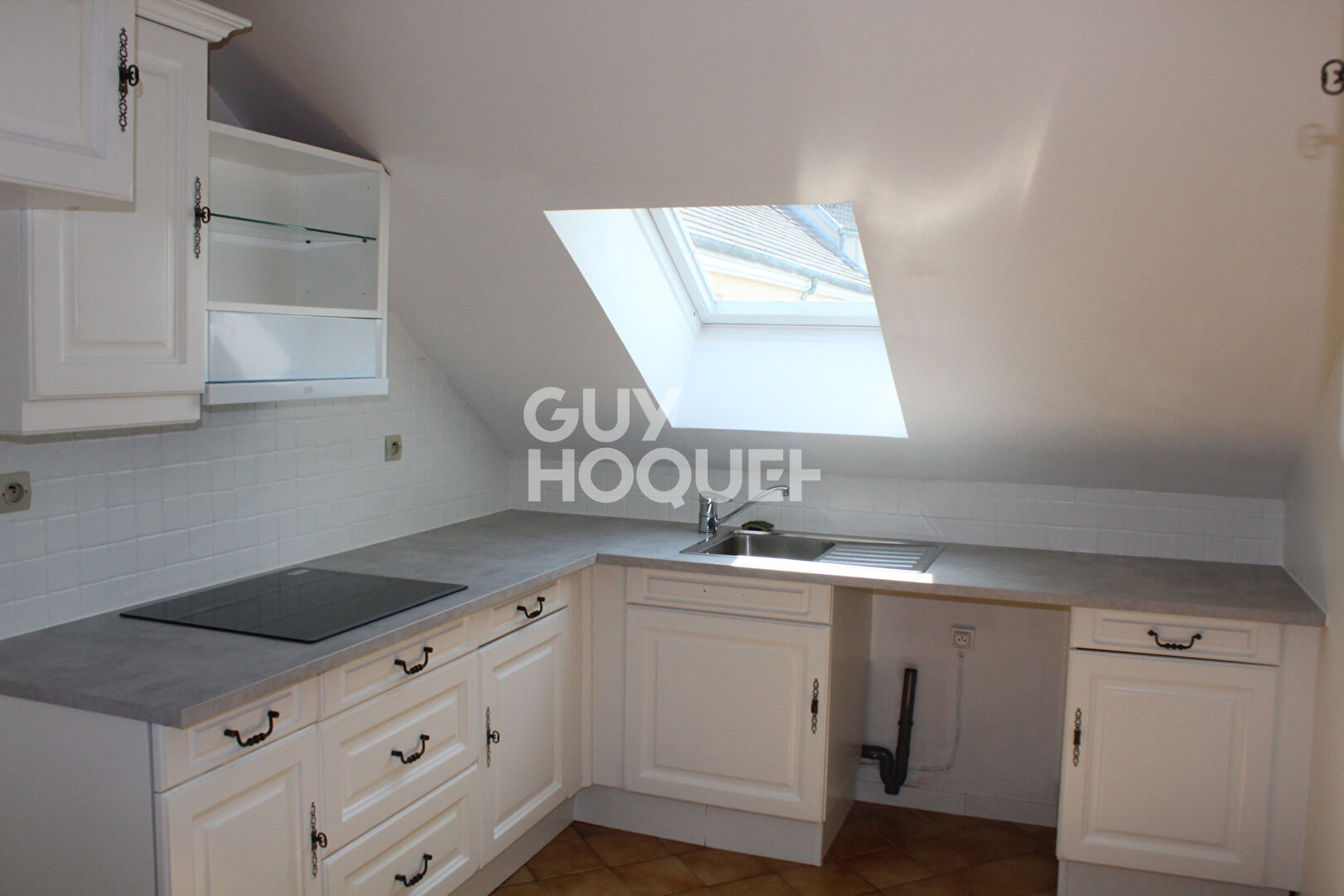 Dernier étage d'une résidence proche gare