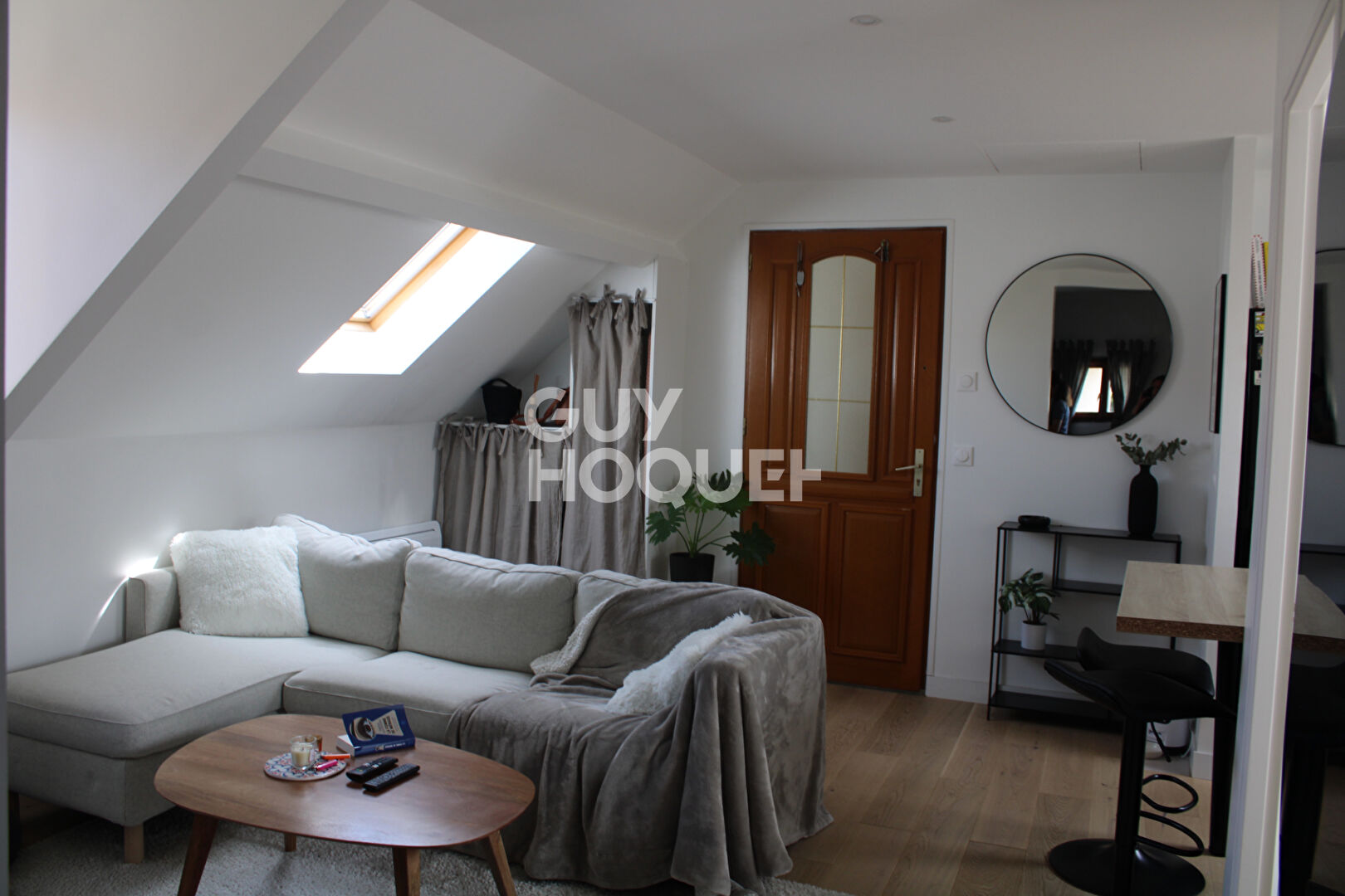 APPARTEMENT 2 PIECES MEUBLE