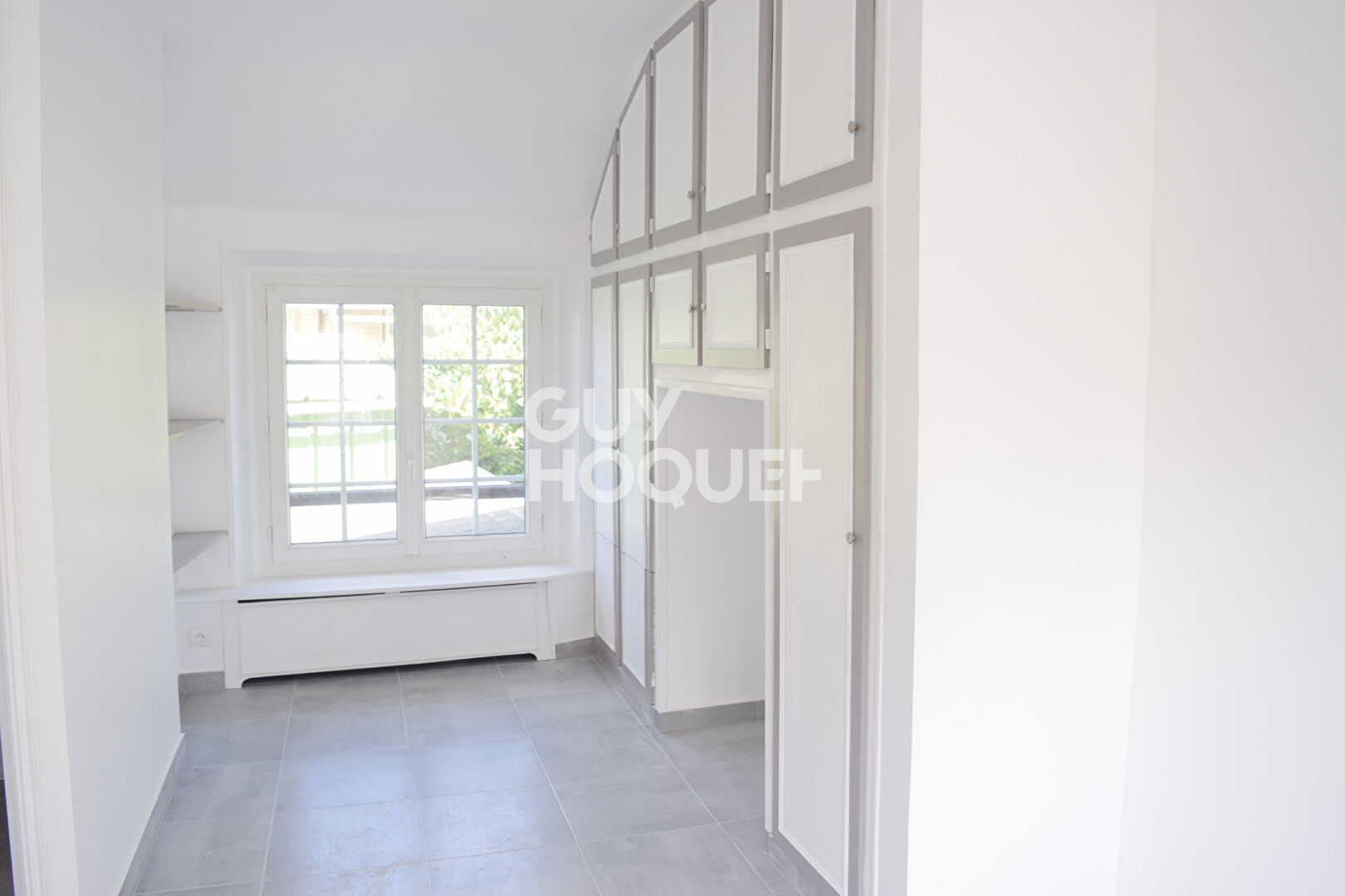 STUDIO LE PERRAY EN YVELINES