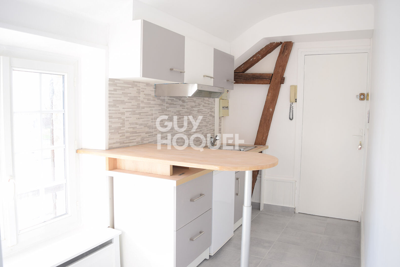 STUDIO LE PERRAY EN YVELINES