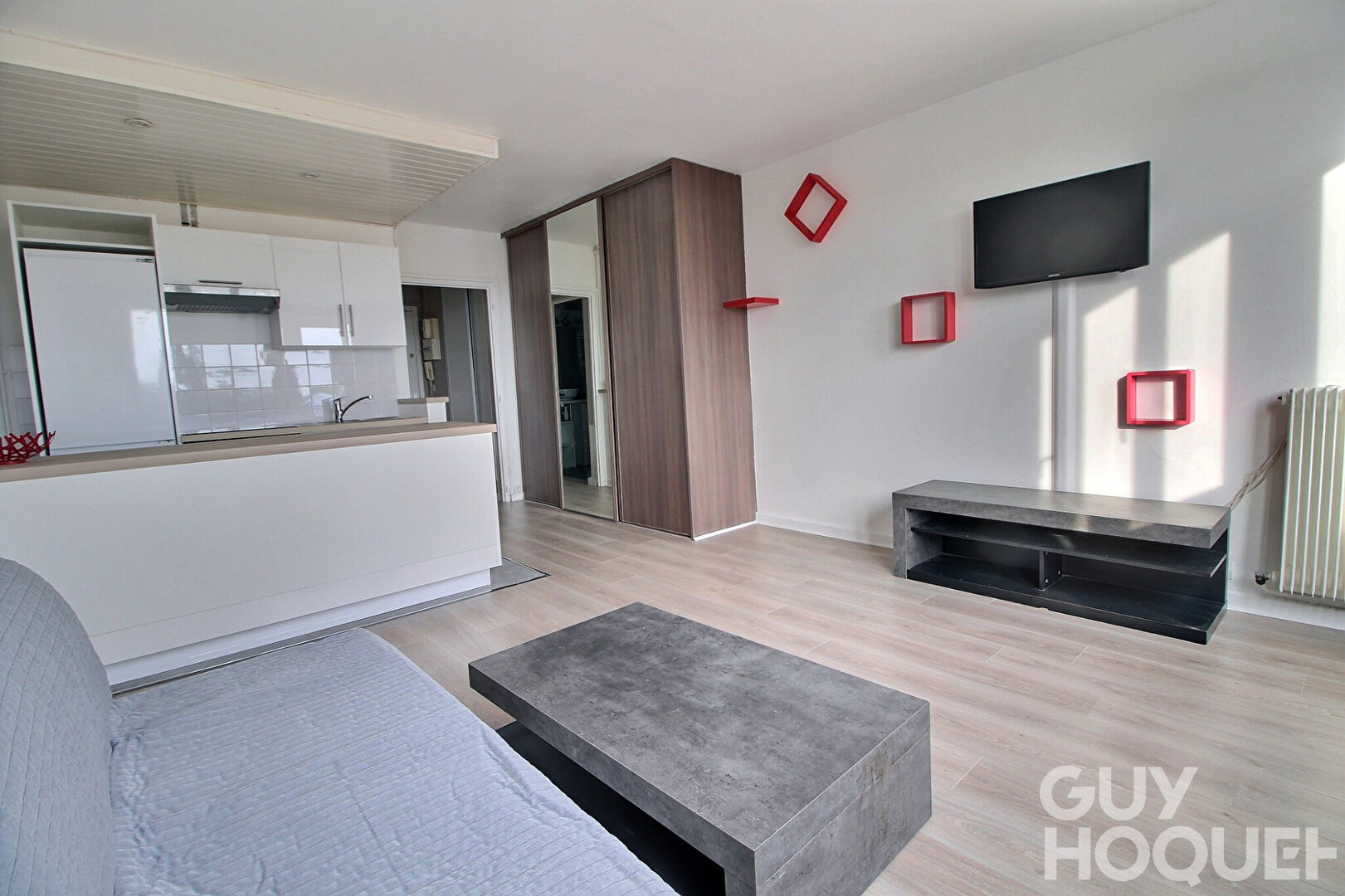 Studio meublé en plein coeur de ville
