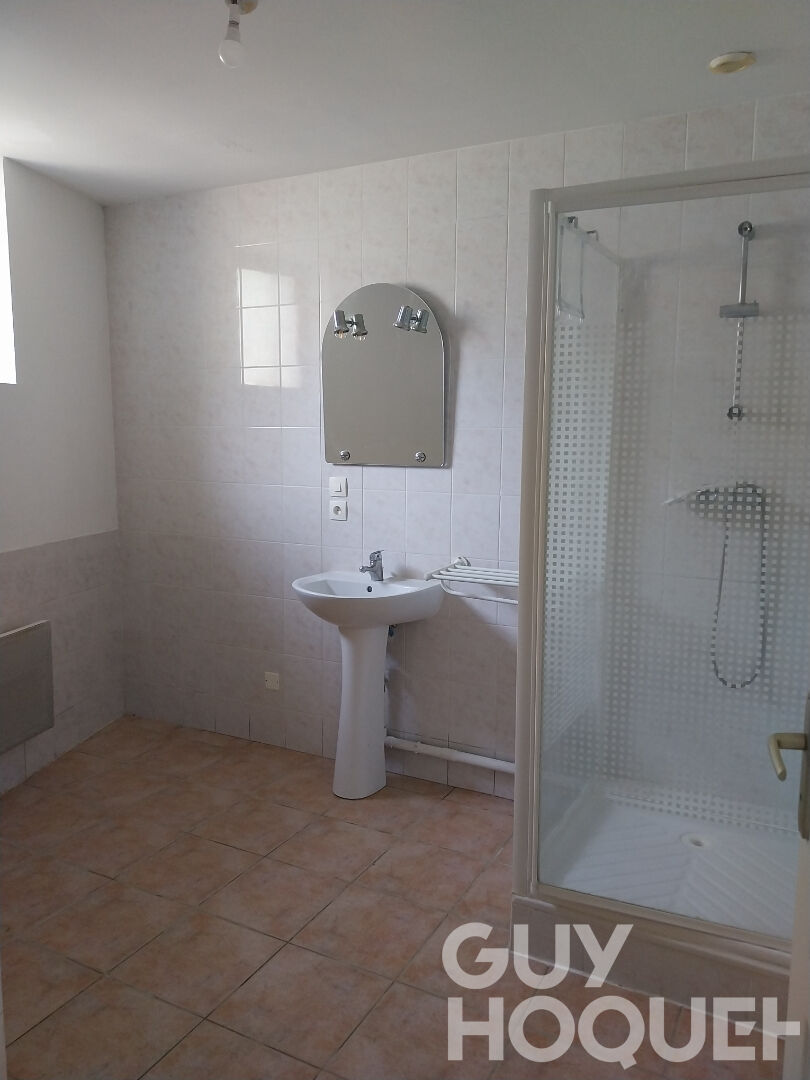 BELLE MAISON EN PIERRES