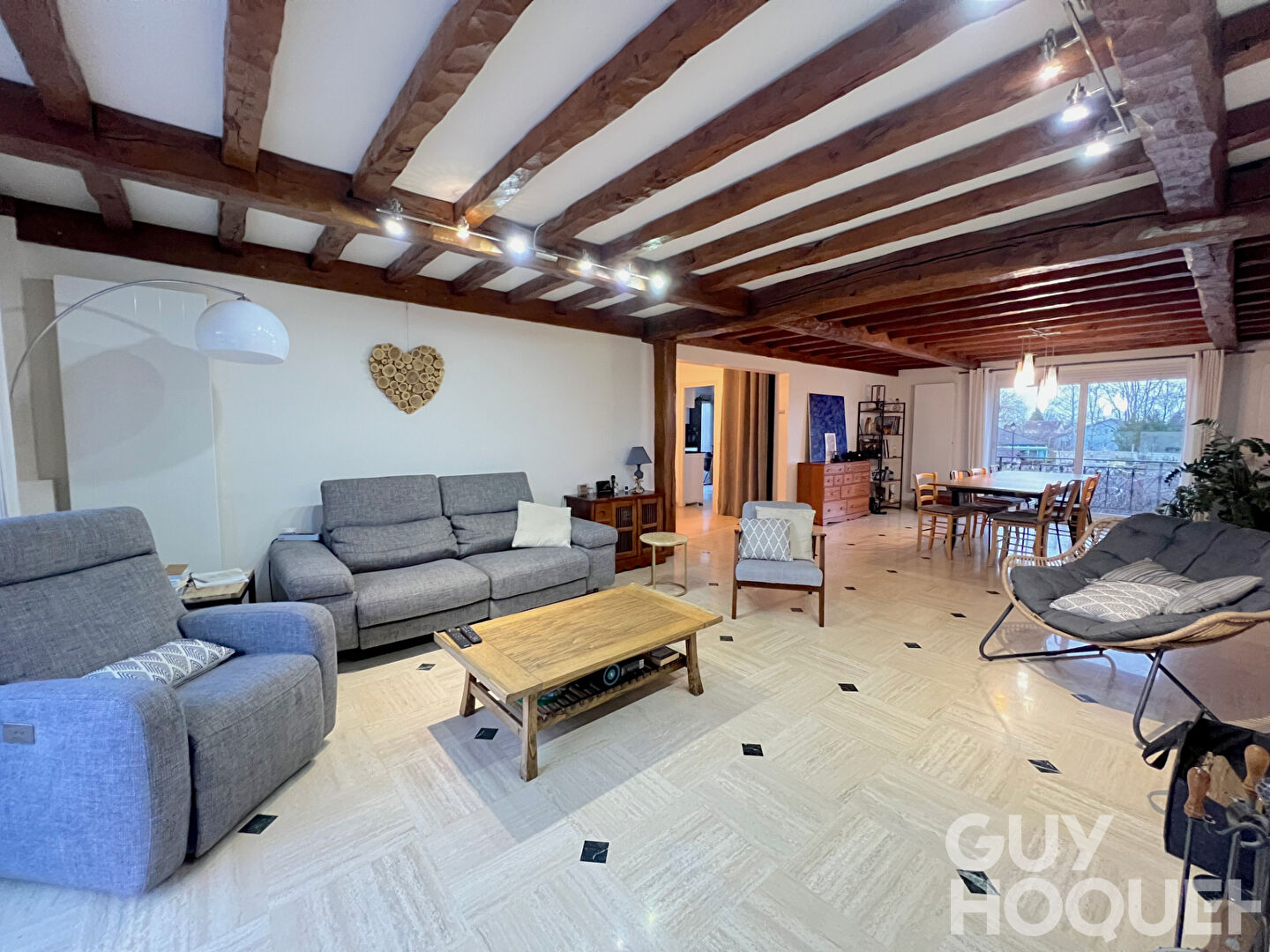 Maison Magny Les Hameaux 9 pièce(s) 261 m2