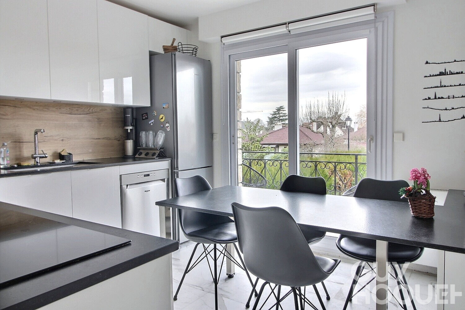 Maison Magny Les Hameaux 9 pièce(s) 261 m2