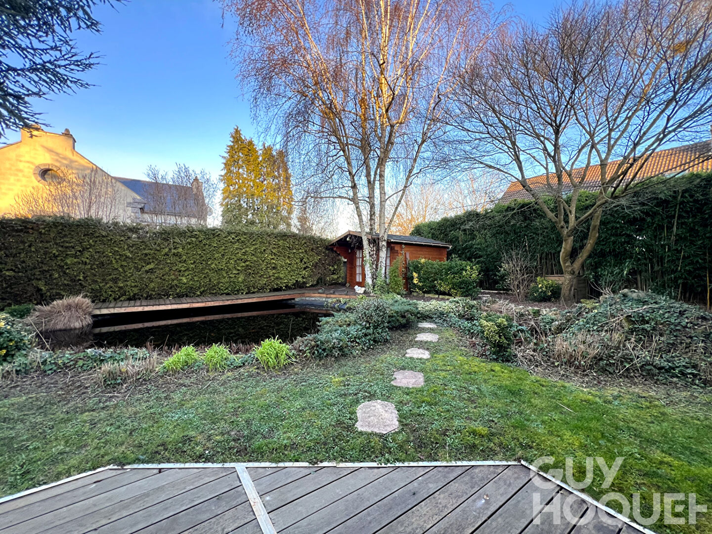 Maison Magny Les Hameaux 9 pièce(s) 261 m2