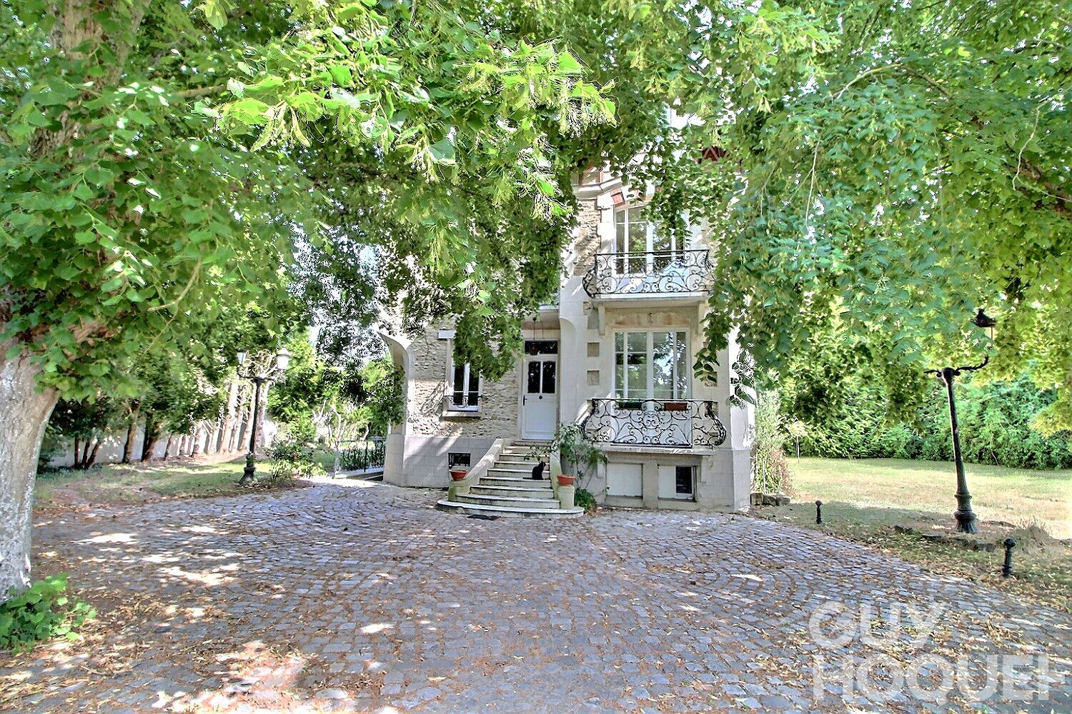 Maison meulière 6 chambres 240 m²