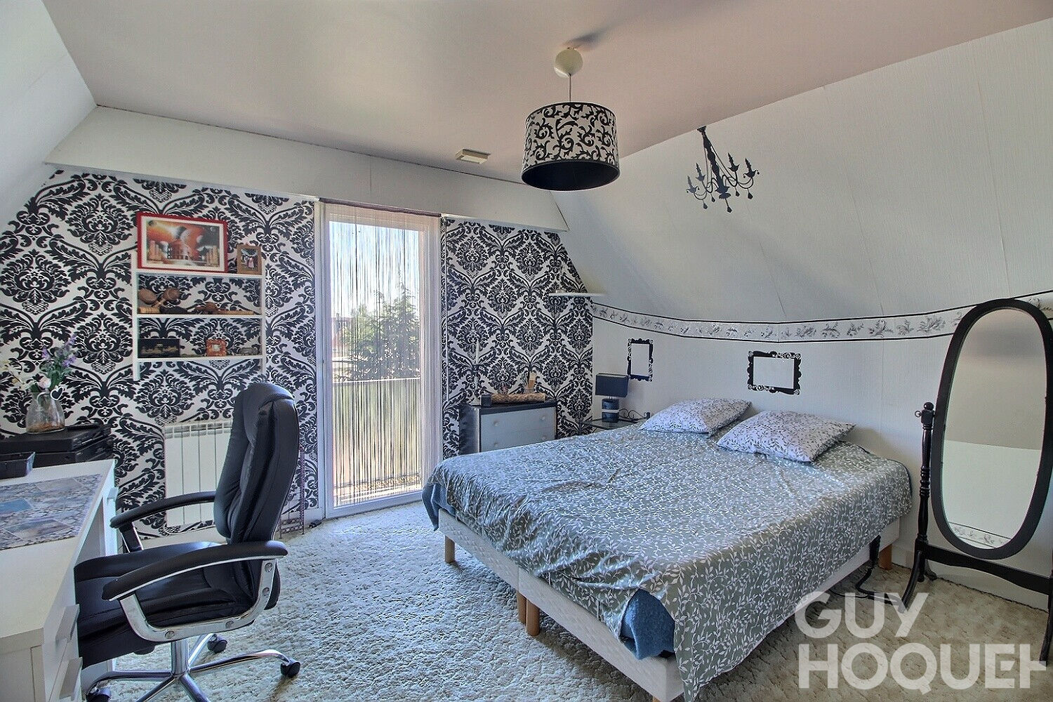 Propriété de 187 m²  - 5 chambres - 7 500 m² de terrain.