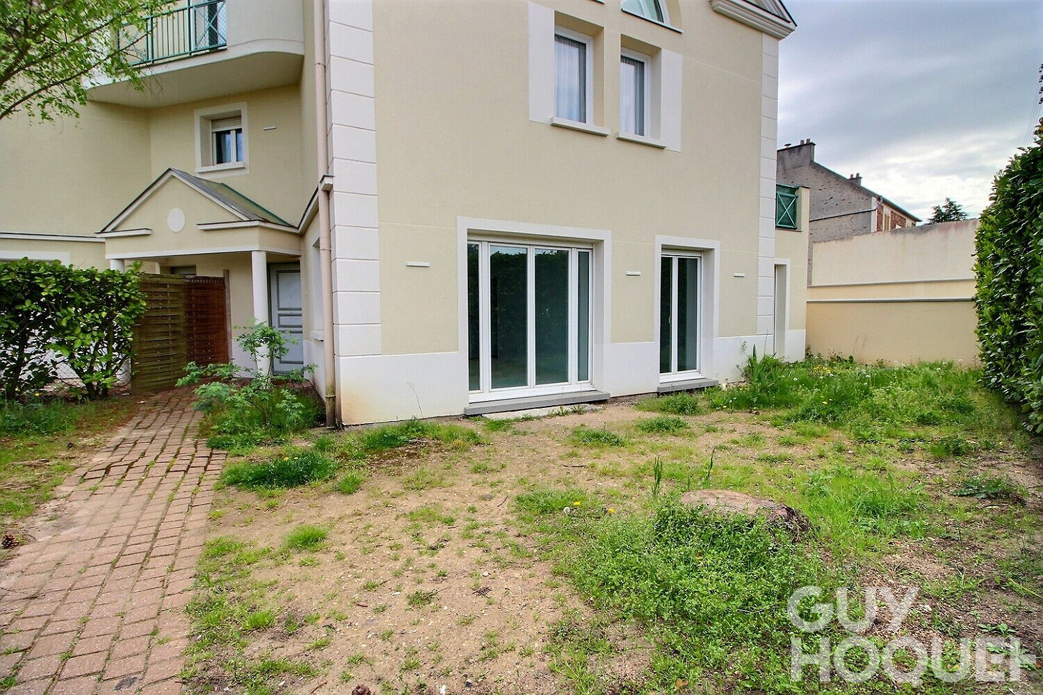 Appartement avec jardin 3 chambres 80 m2
