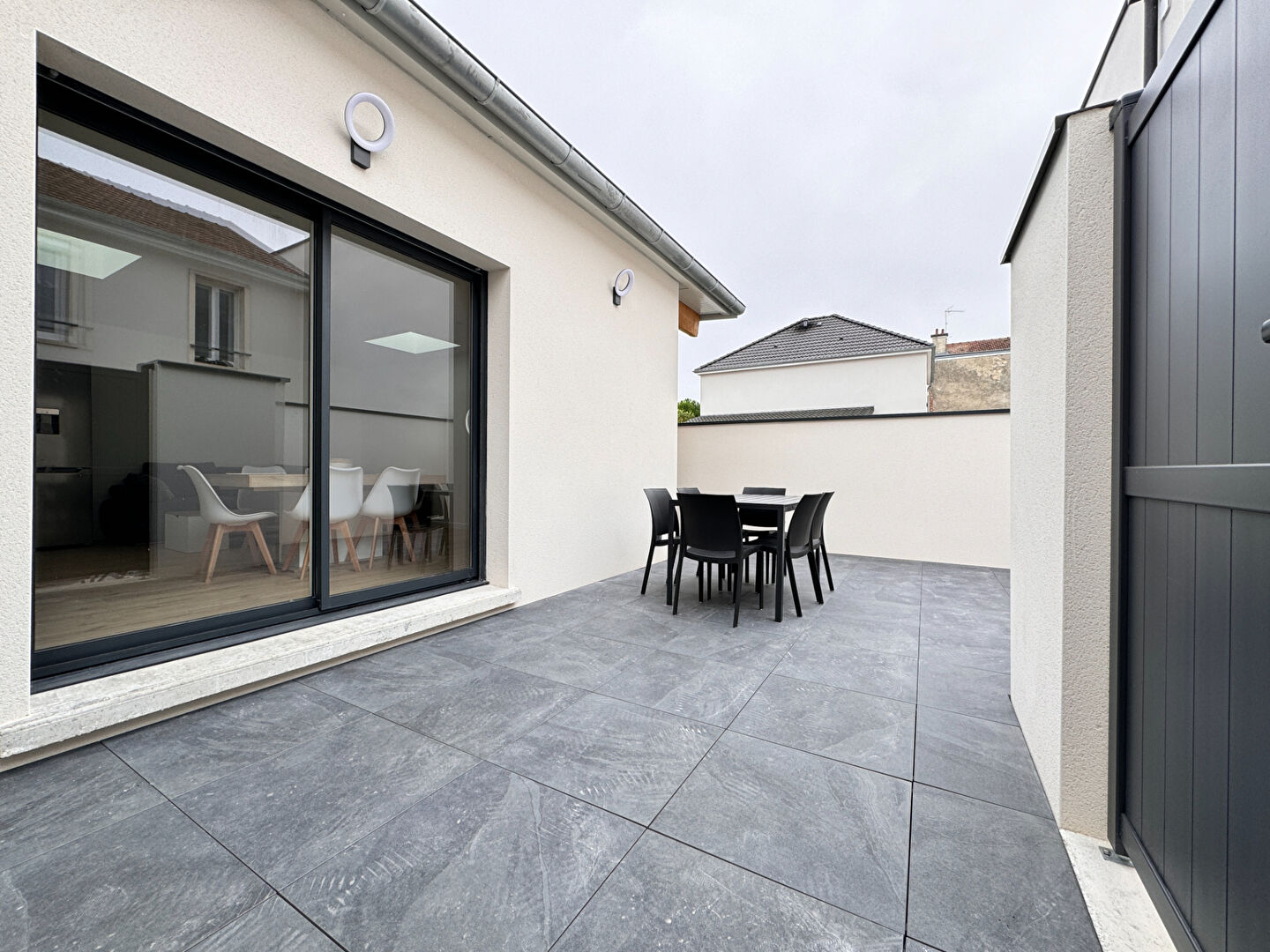 Maison de type 3 neuve avec terrasse