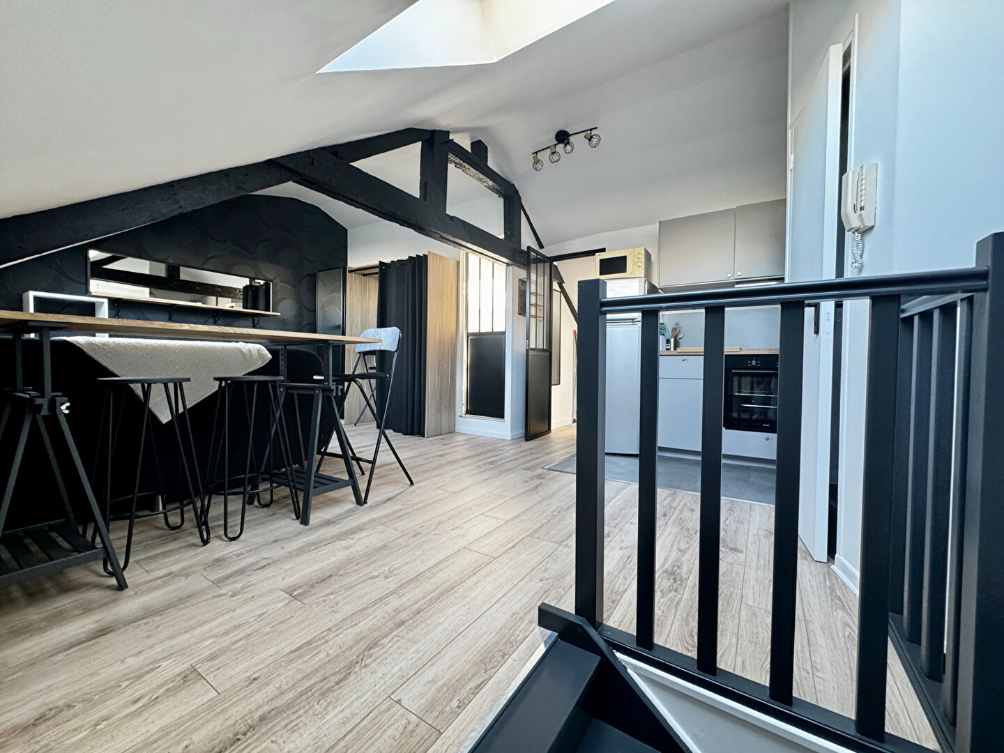 Appartement de type 2 neuf et meublé