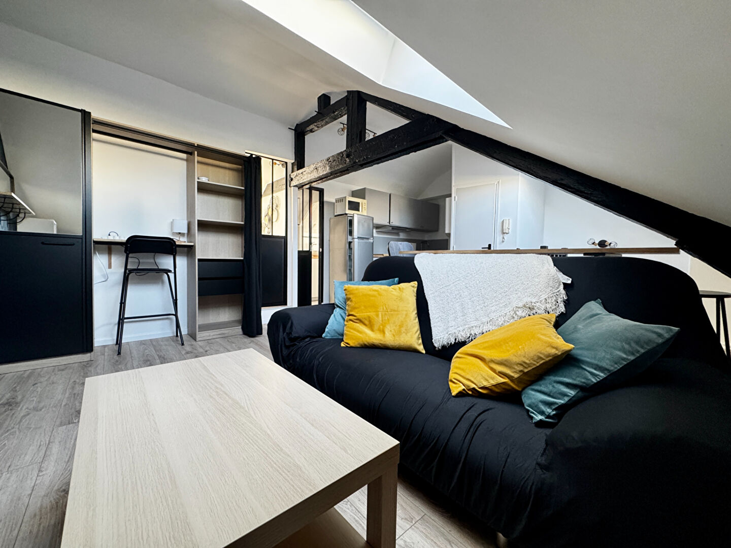 Appartement de type 2 neuf et meublé