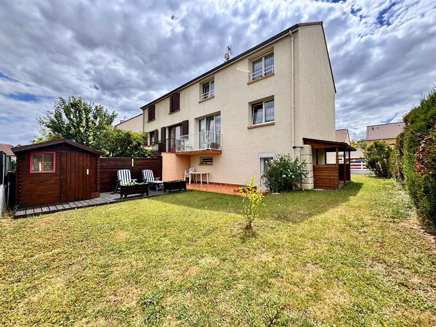 Maison avec jardin et garage à Cormontreuil
