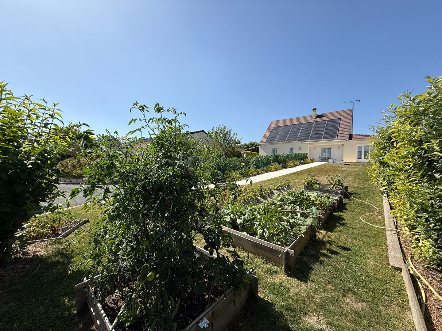 Maison spacieuse 176 m² avec sous-sol total et piscine - Beine-Nauroy (15 min de Reims)