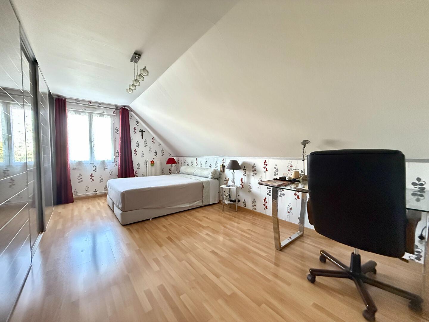 Maison spacieuse 176 m² avec sous-sol total et piscine - Beine-Nauroy (15 min de Reims)