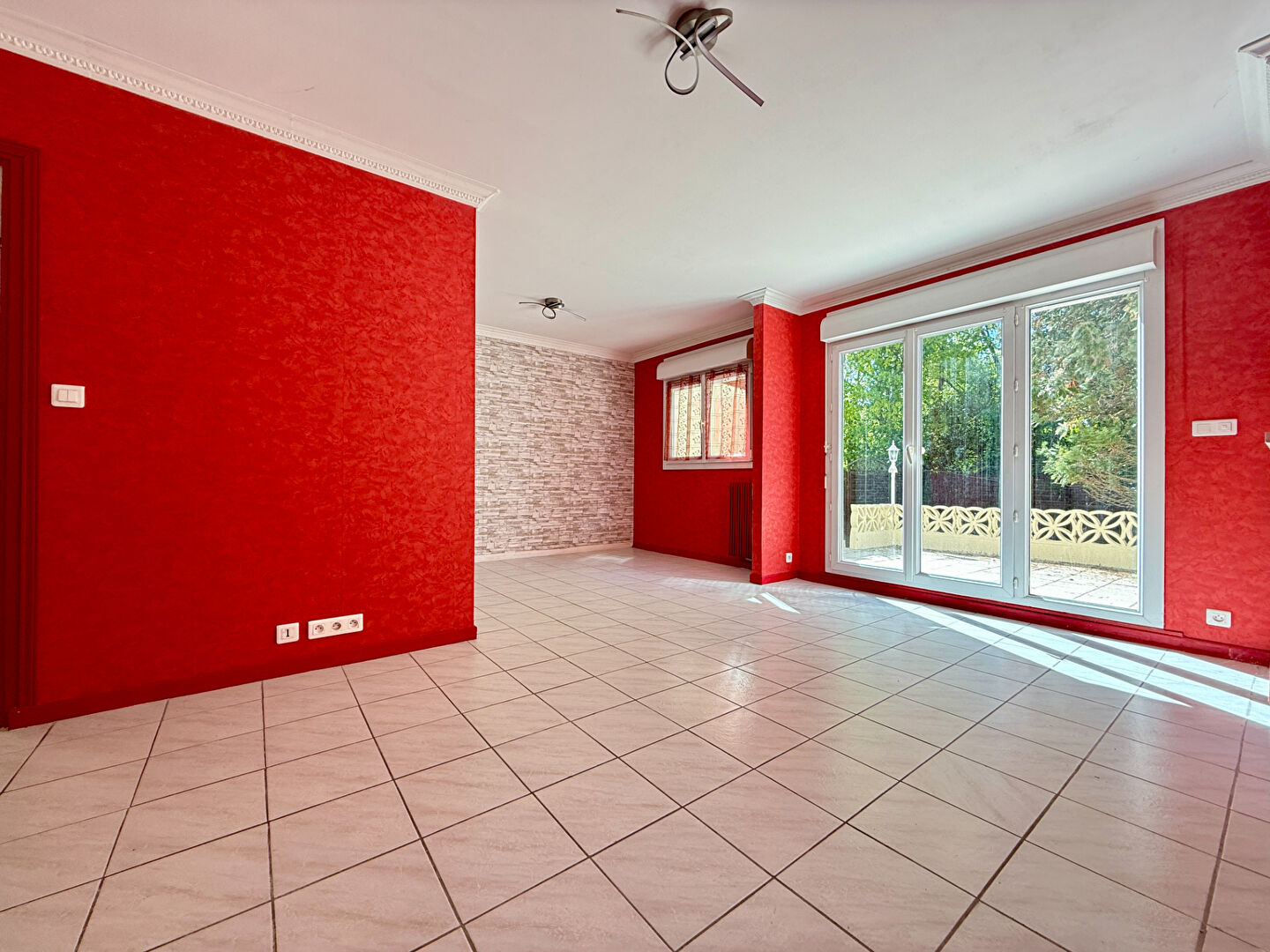 Maison de type 5 avec jardin et garage