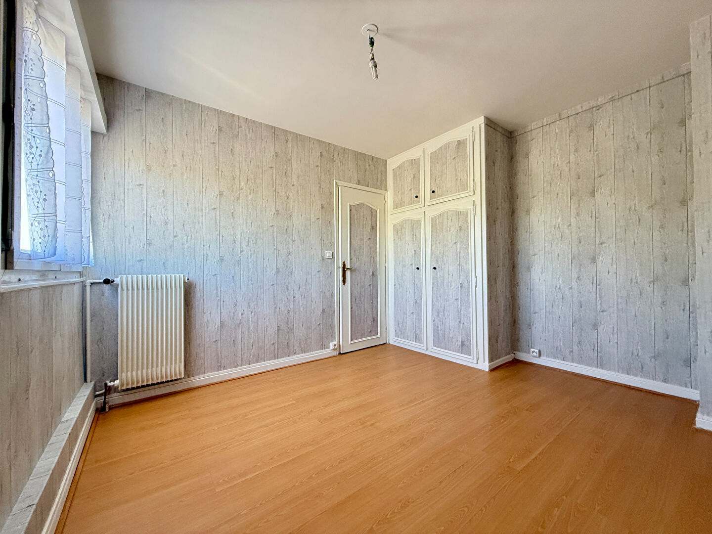 Maison de type 5 avec jardin et garage