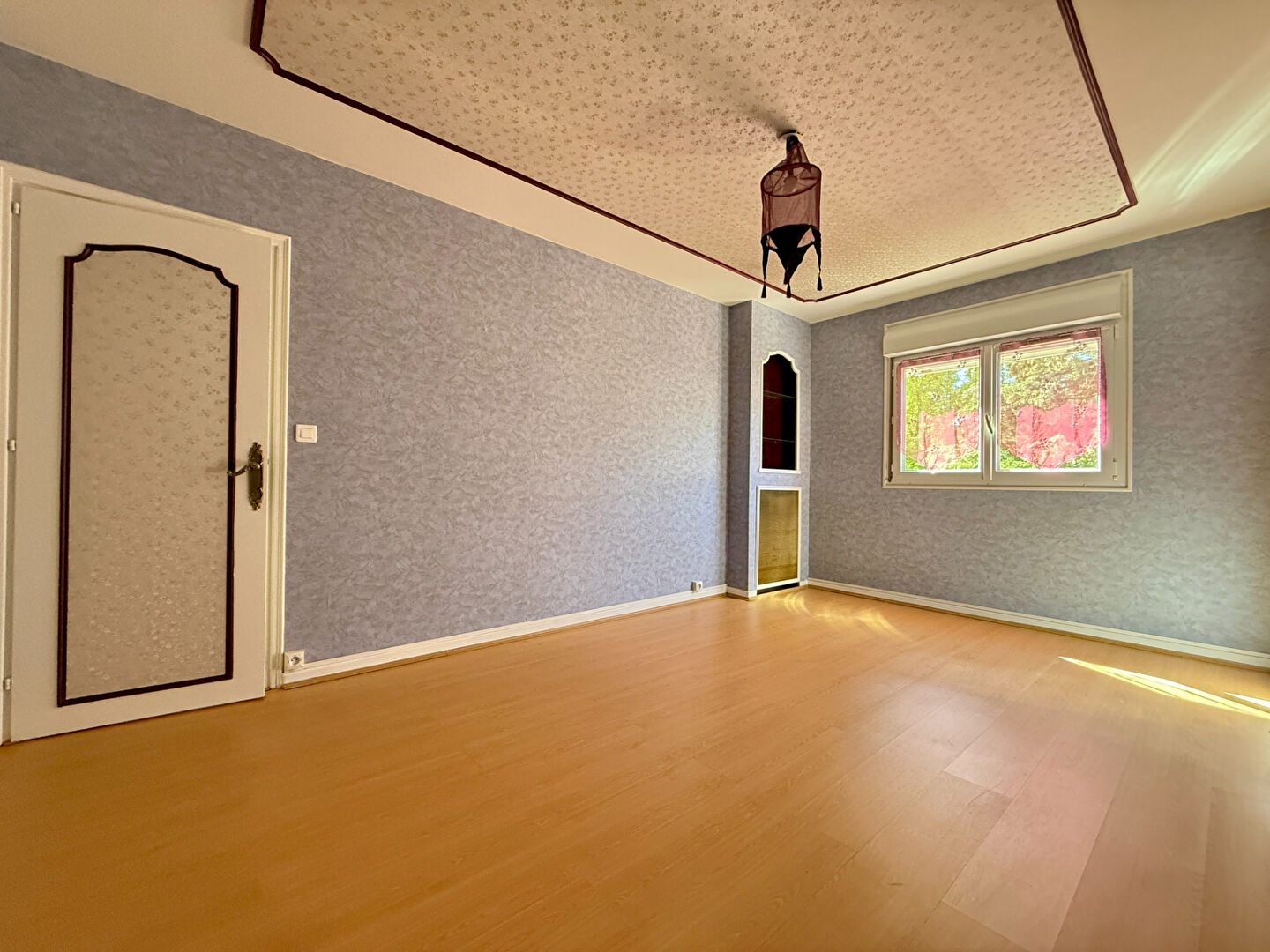 Maison de type 5 avec jardin et garage