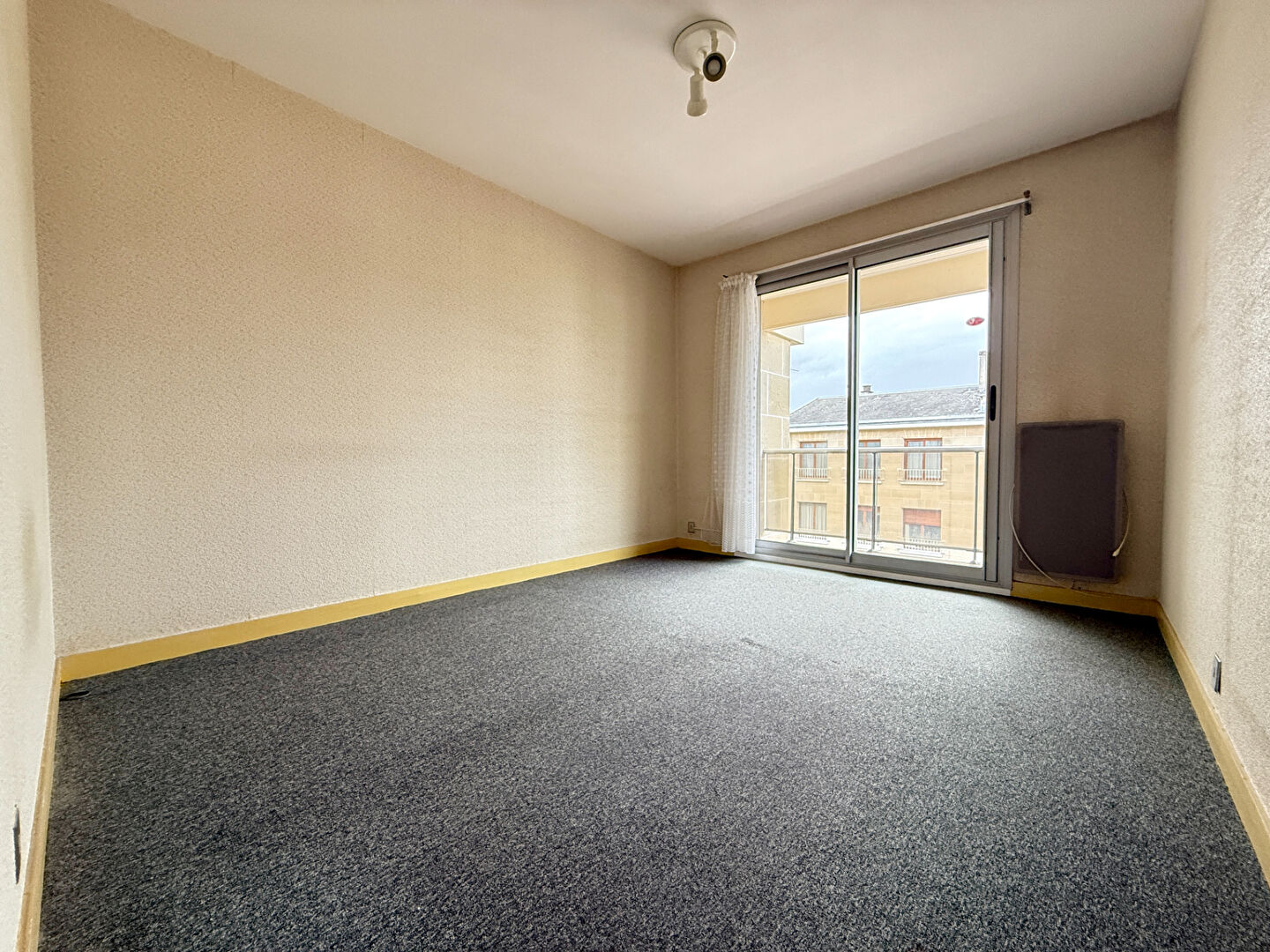 Appartement de type 4 - garage et balcon quartier Clémenceau