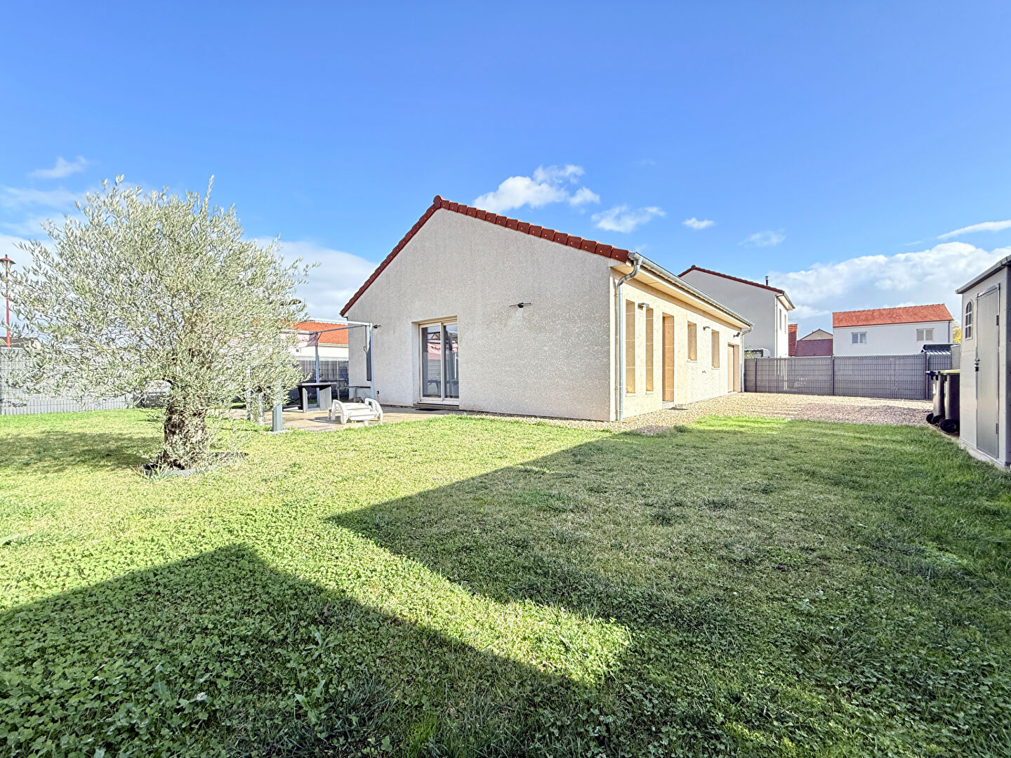 Maison récente de plain-pied - Beine Nauroy