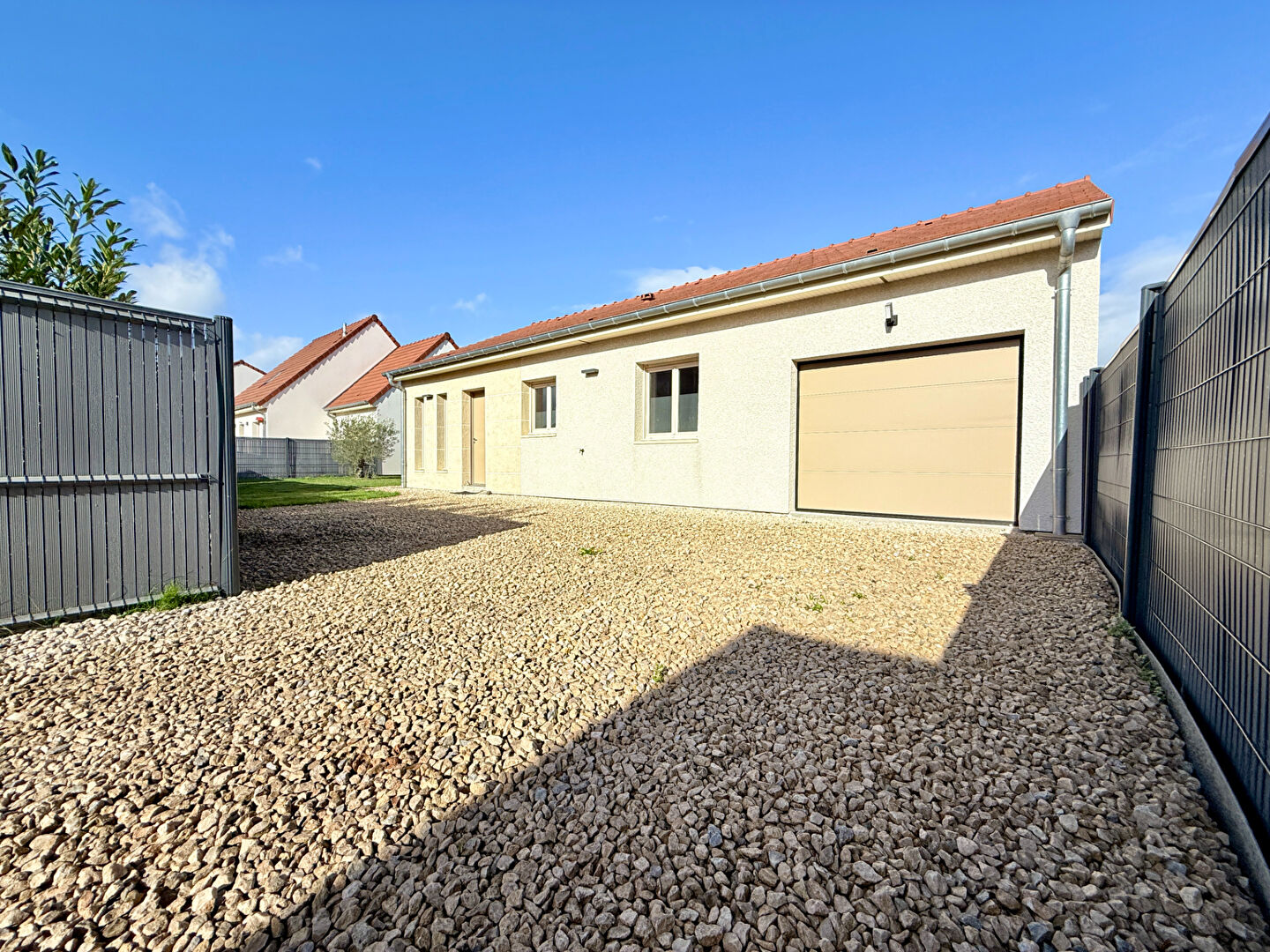 Maison récente de plain-pied - Beine Nauroy